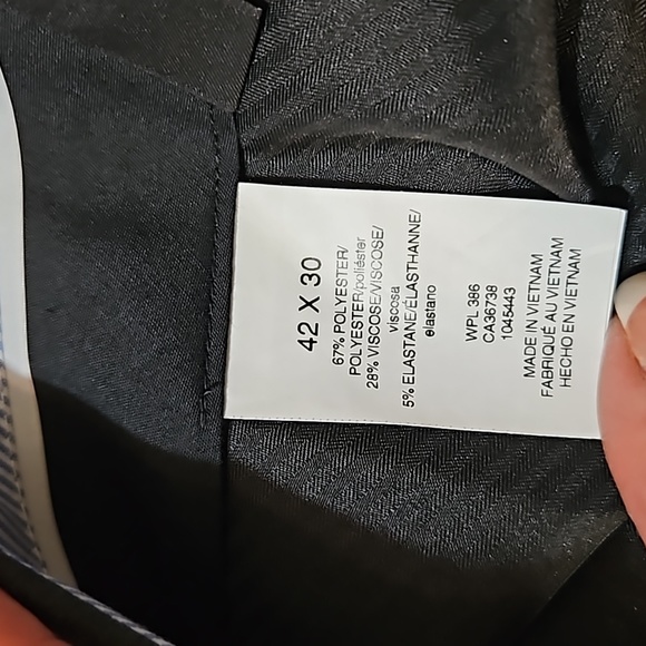 BIG & TALL DARK GRAY DRESS PANTS- 42 WAIST / 30 LENGTH - Picture 3 of 3